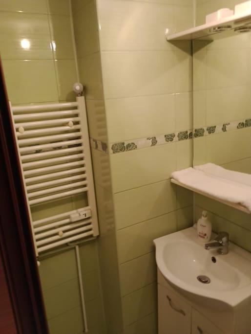 Apartament Ultracentral Kfc Craiova Exterior foto