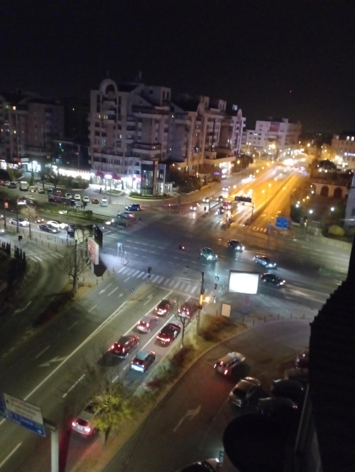 Apartament Ultracentral Kfc Craiova Exterior foto